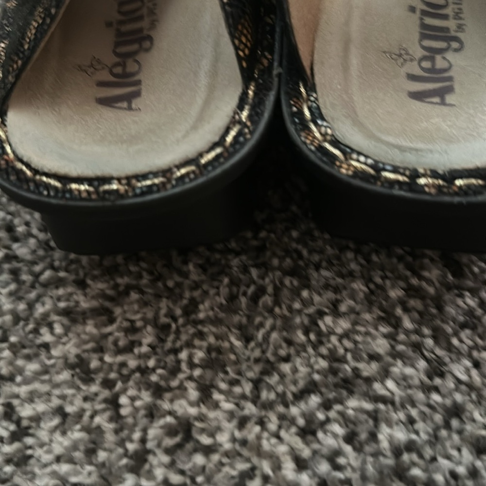 ALEGRIA Tiger print shoes clogs size 10 (40) - Picture 7 of 8
